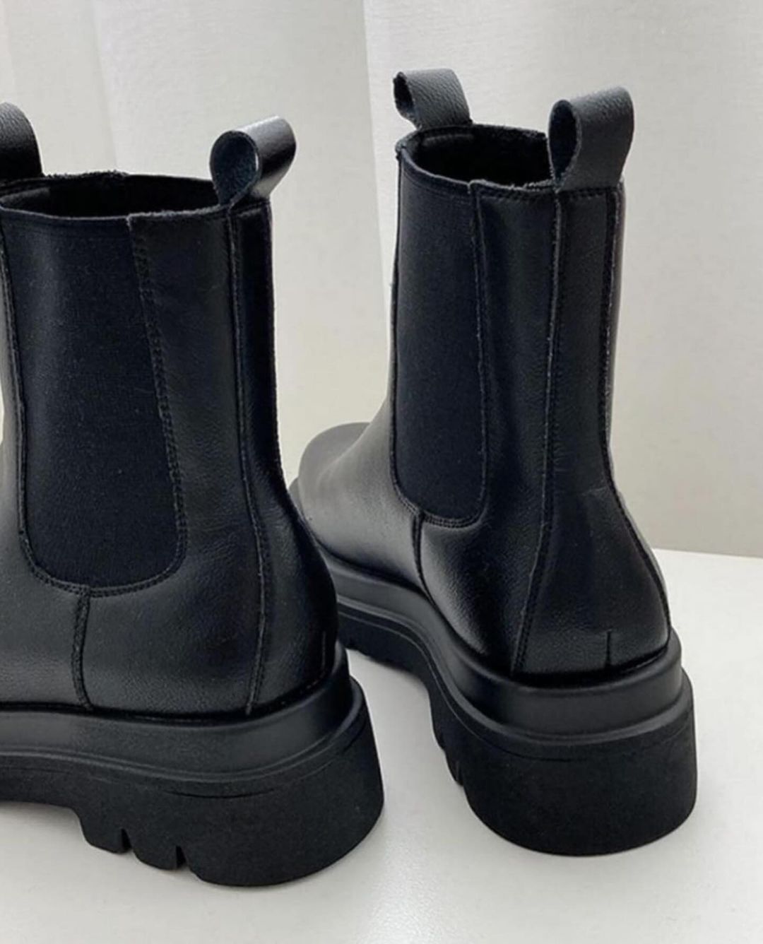 ordinary chelsea boots ( genuine leather / light weight )