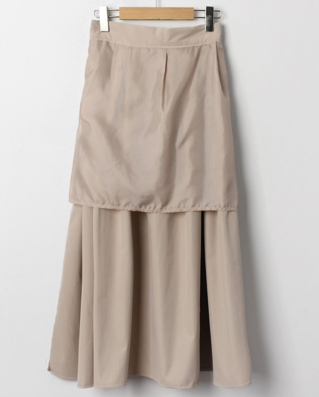 ruelle banding skirt