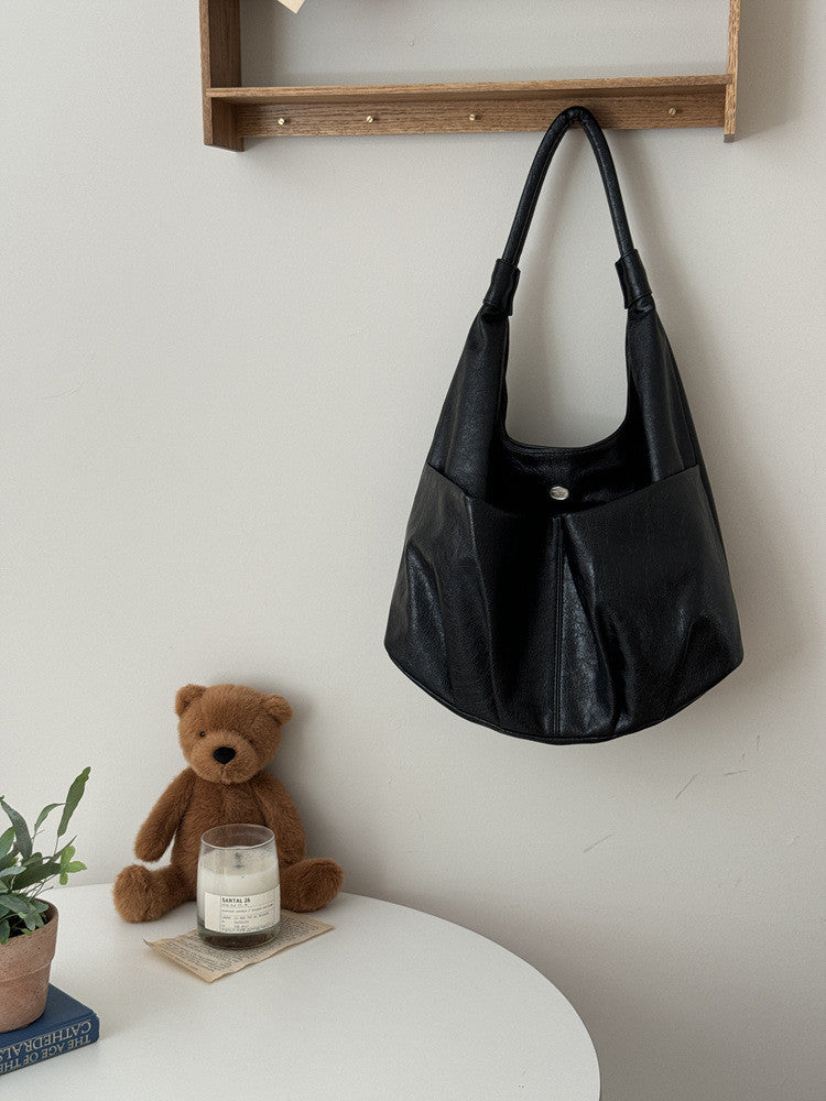 dewy hobo shoulder bag